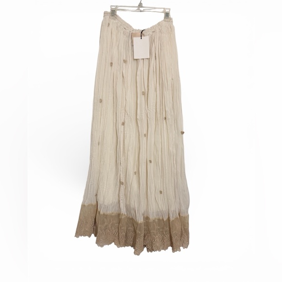 Badgley Mischka Dresses & Skirts - Badgley Mischka Cream and Tan Maxi Skirt
